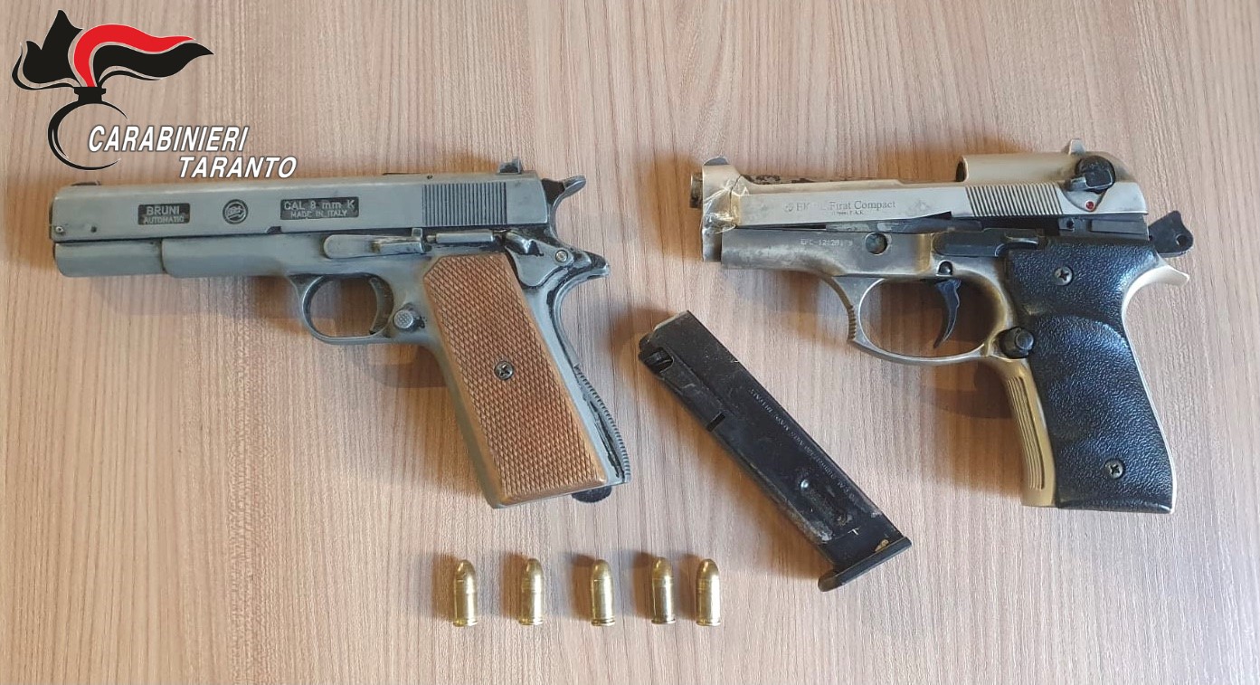 Due arresti dei carabinieri per possesso ingiustificato di armi da sparo