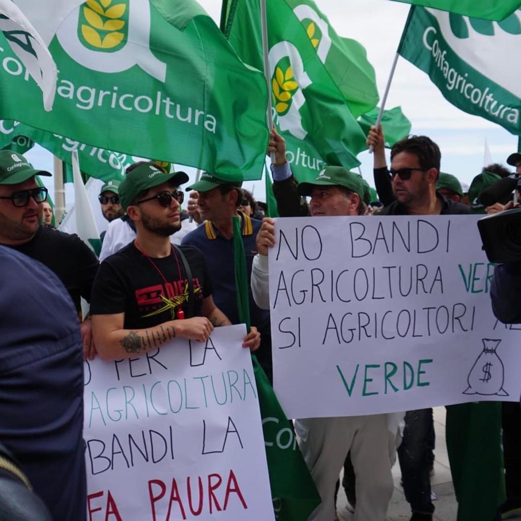 Confagricoltura Puglia: manifestazione riuscita, consegnata “Piattaforma di soluzioni”