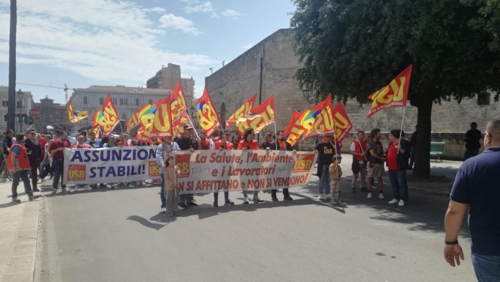 Sciopero e presidio, USB porta in Prefettura e al Comune le istanze dei lavoratori