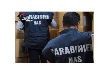 Carabinieri NAS Taranto: controlli commercio prodotti etnici, quasi la metà irregolari