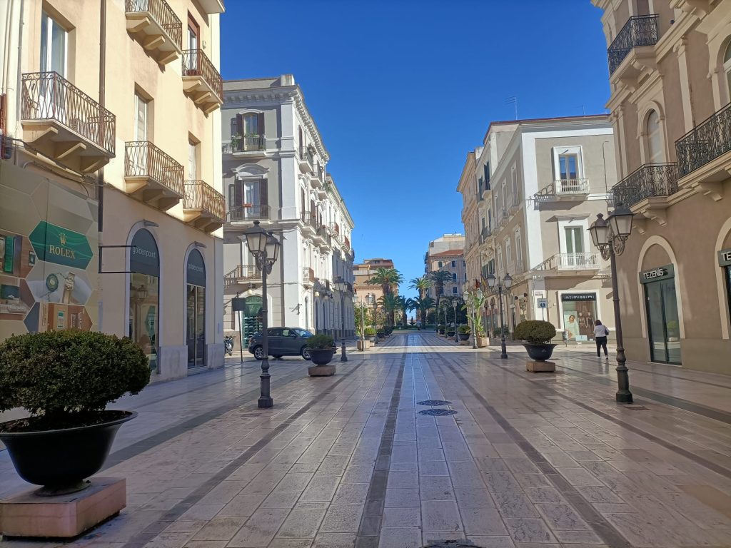 Contributi dehors, imprese spiazzate: Casartigiani Taranto chiede chiarimenti