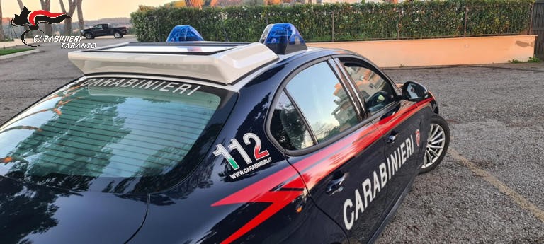 Manduria: viaggiavano con la droga in auto, arrestati