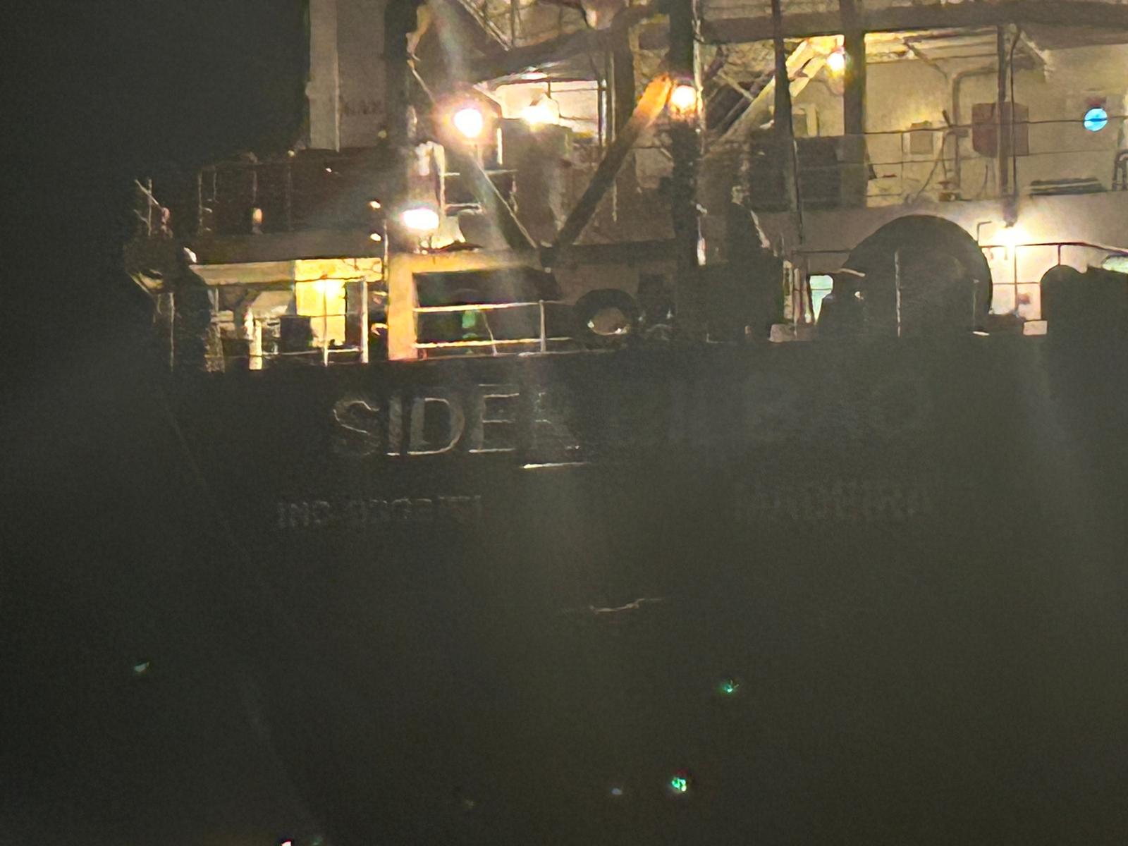 Malore a bordo di una nave mercantile, marittimo soccorso dalla Guardia Costiera