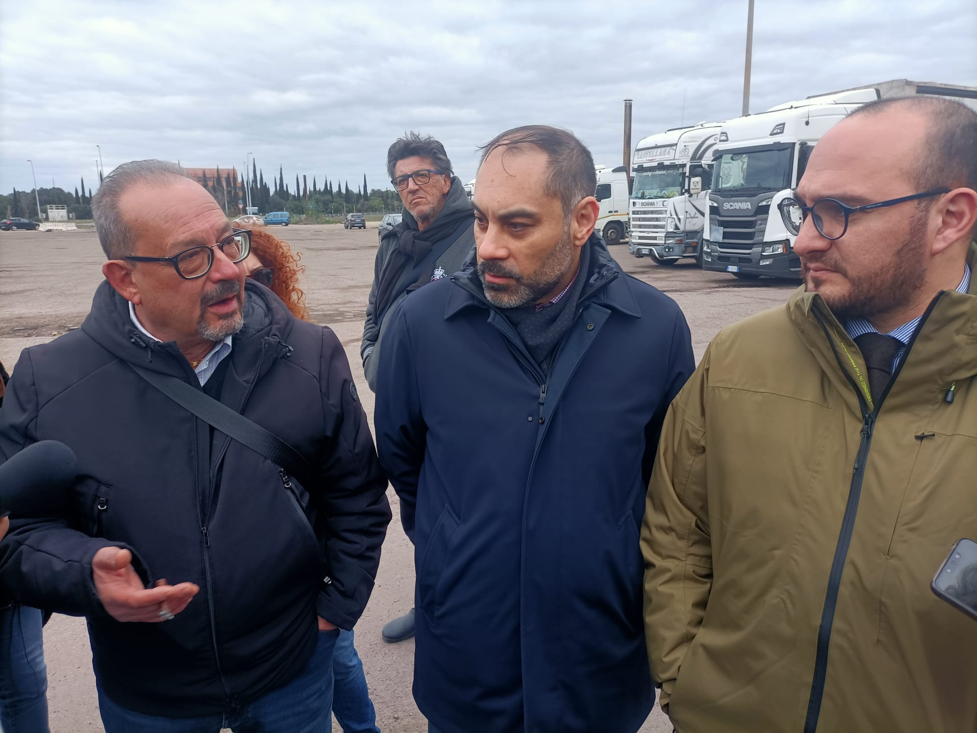 “Autotrasportatori in Lotta: L’Appello Accorato al Sindaco Melucci per Salvare il Territorio Tarantino