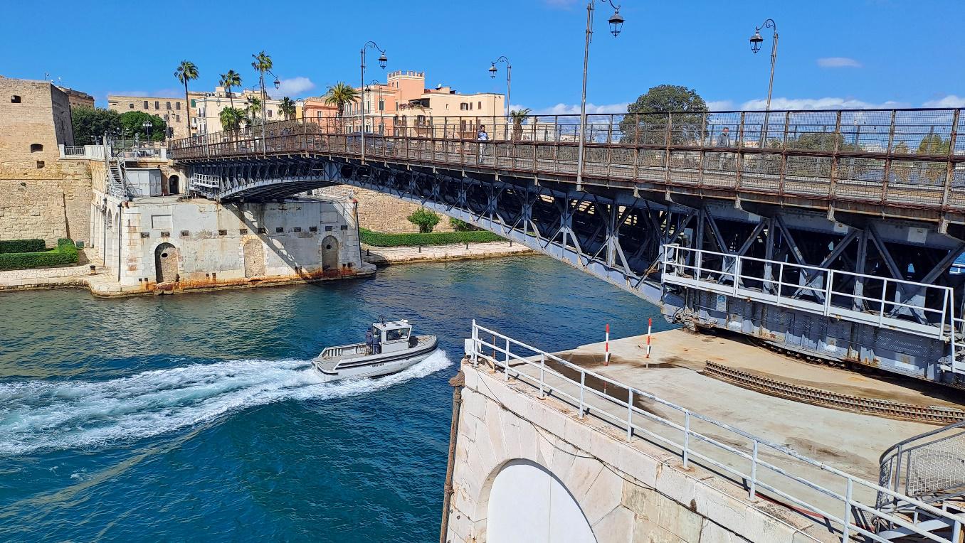 Taranto: al via l’iter per il nuovo Ponte girevole